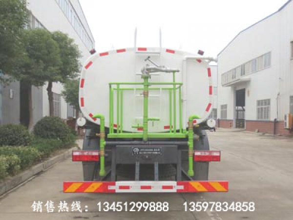 東風(fēng)D9灑水車(chē)(國(guó)六)